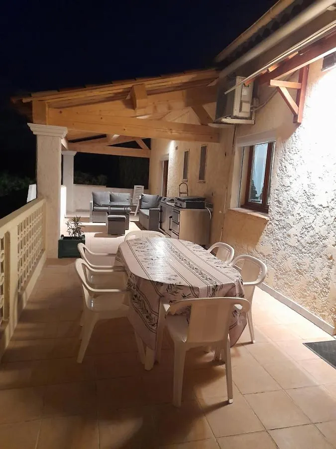 Le mas familial Carcès Hébergement de vacances